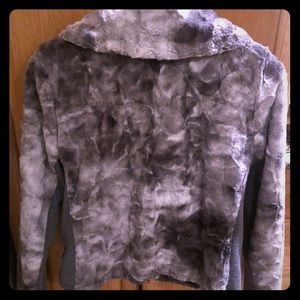 Cabi women’s small Chinchilly Faux Fur jacket